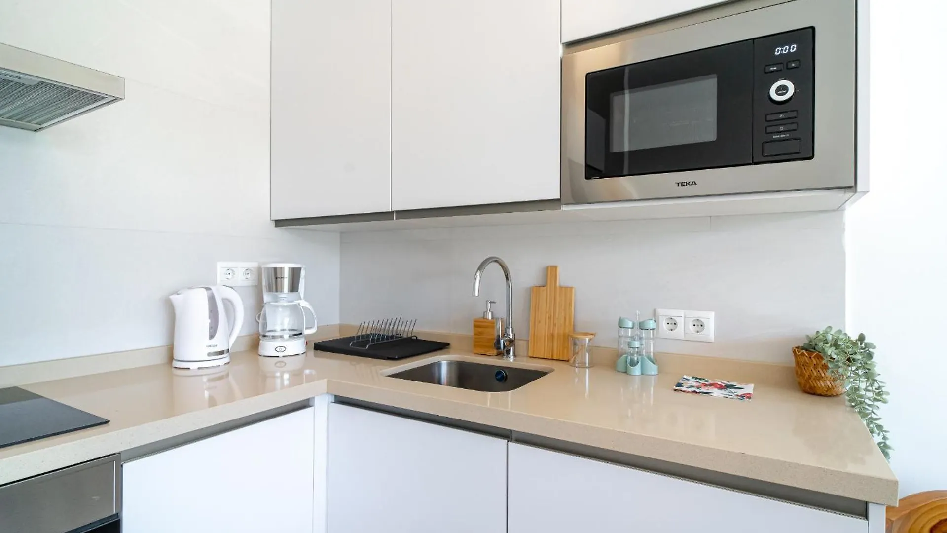 Apartment Capistrano Village Boutique By Casasol Nerja